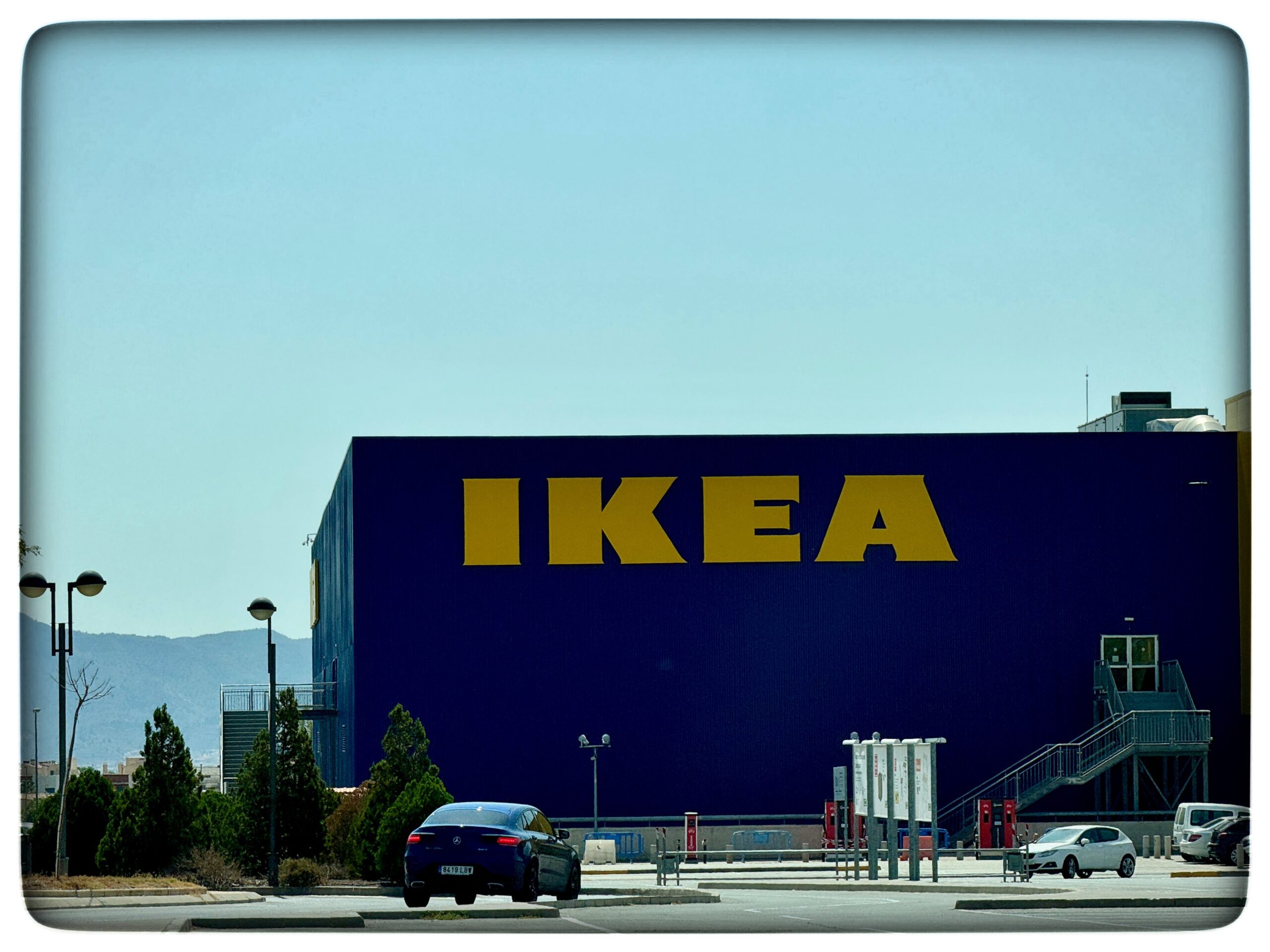 Du visar för närvarande IKEA och Carrefour