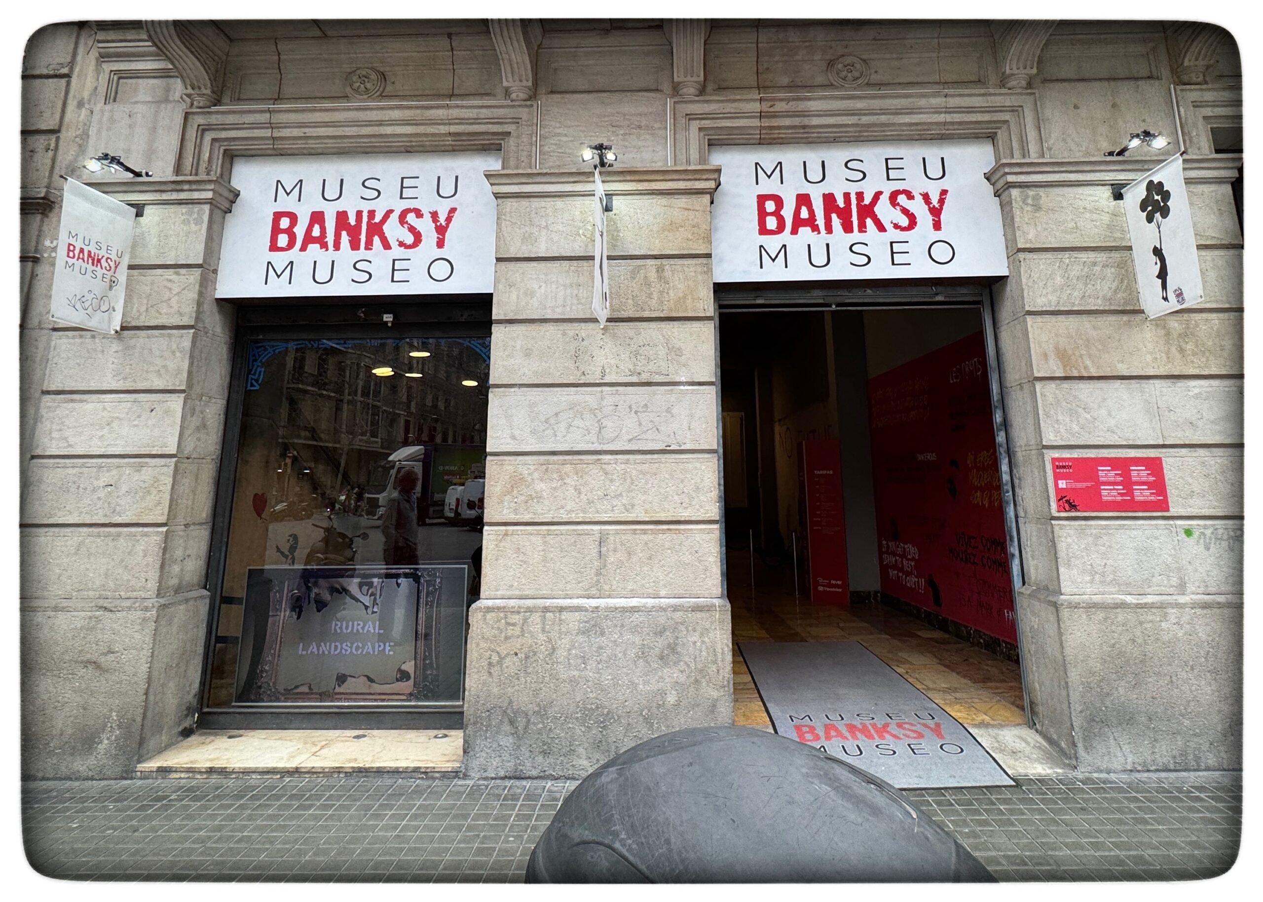 Du visar för närvarande Museo Banksy Barcelona