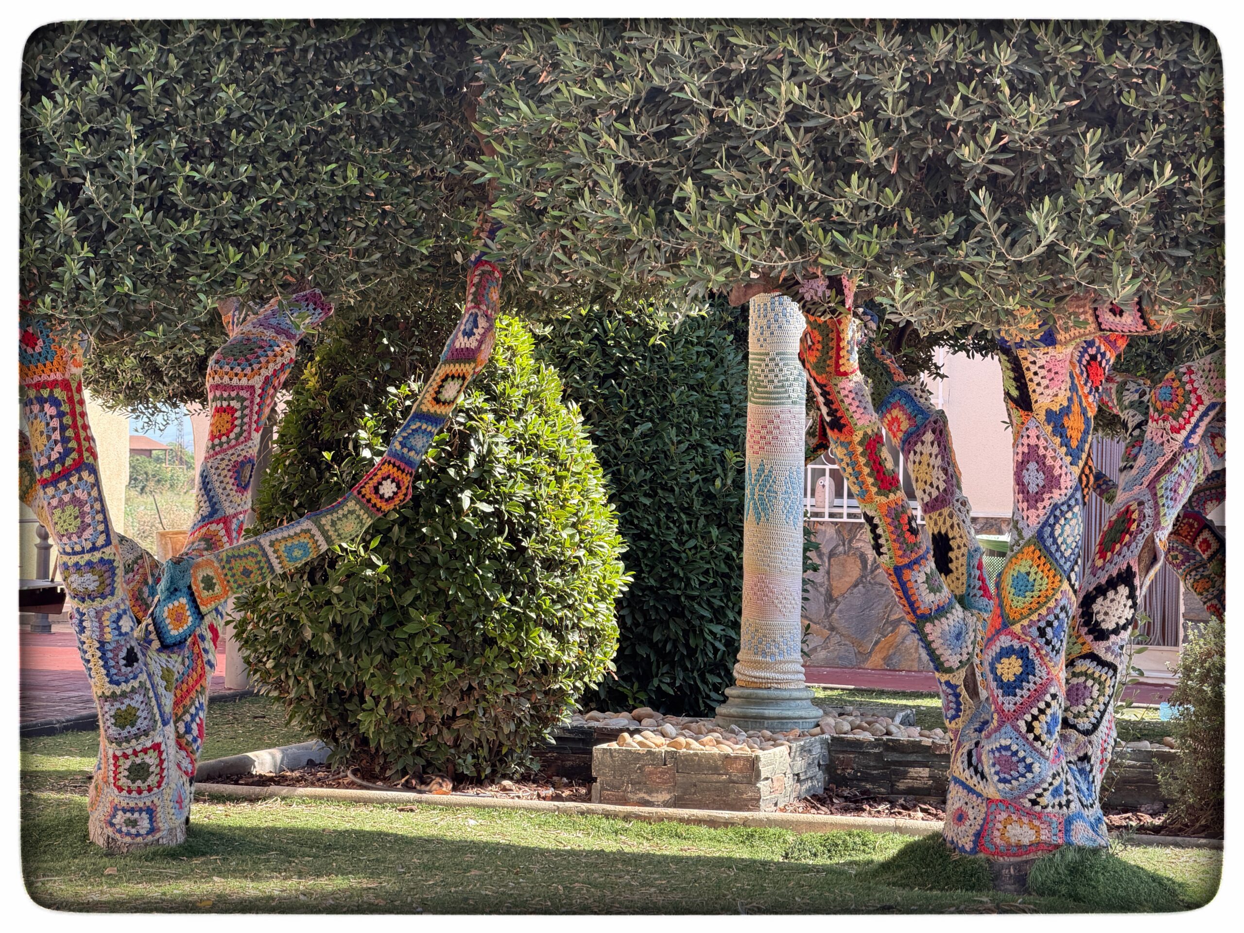 Du visar för närvarande Yarn Bombing