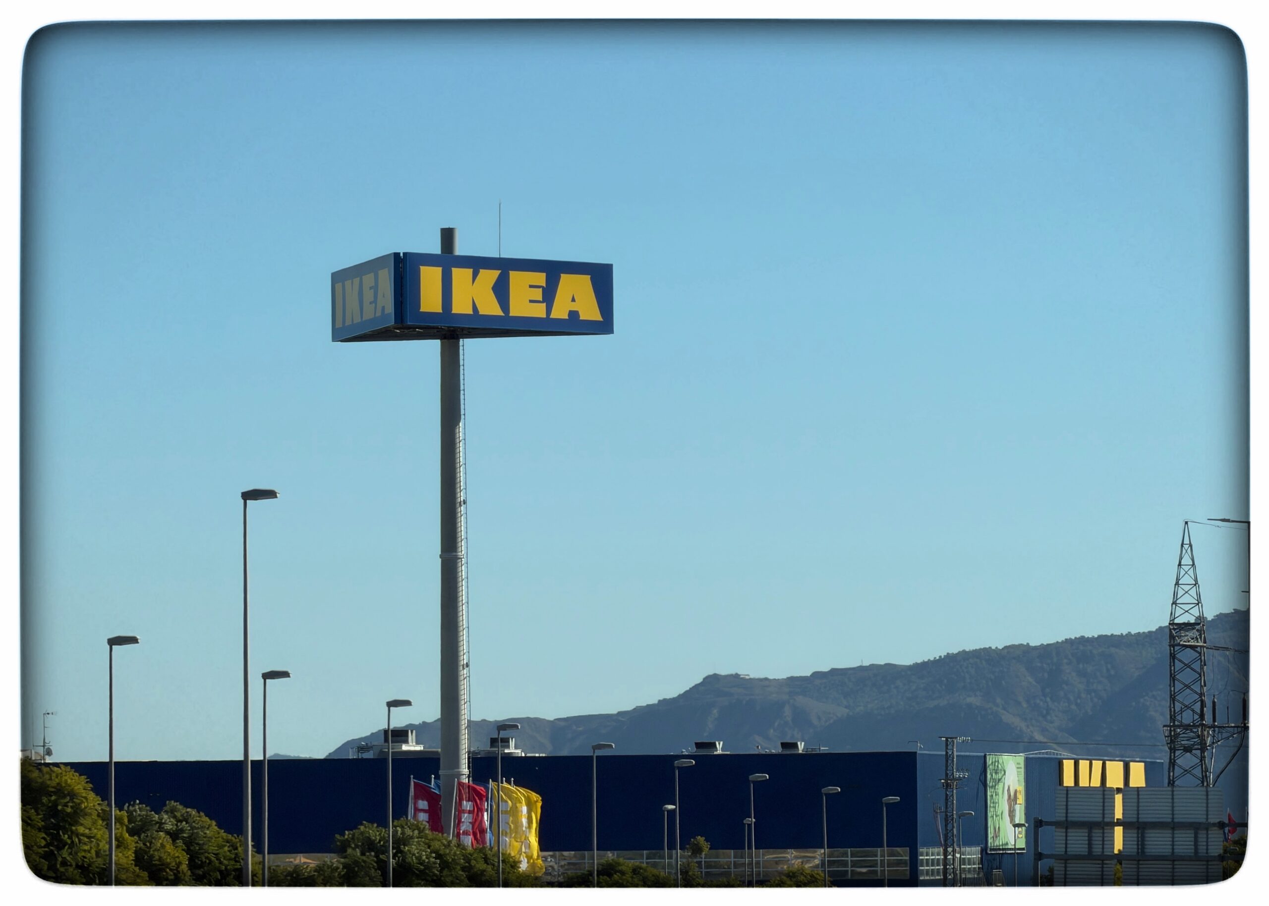 Läs mer om artikeln IKEA